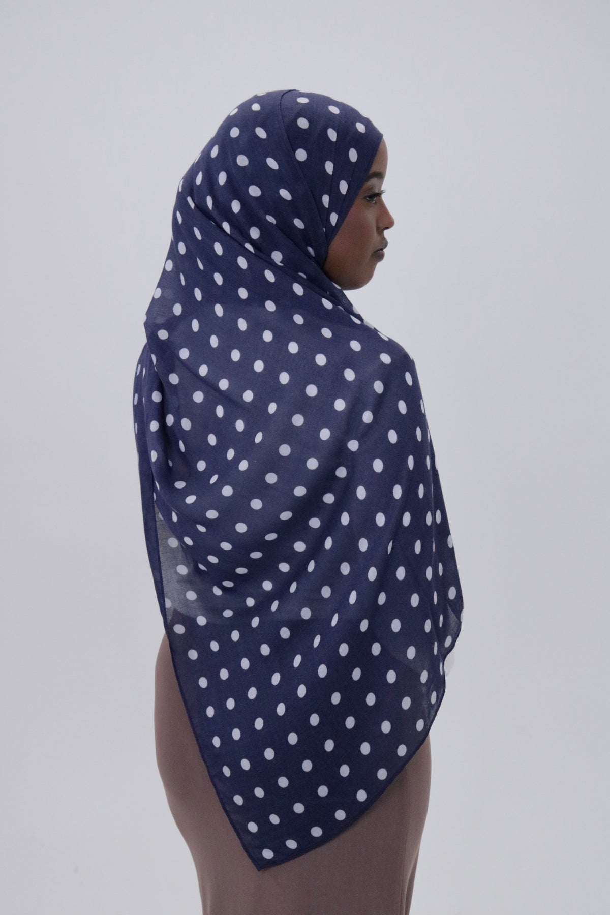 Blue polka dot printed modal hijab – Zahriya