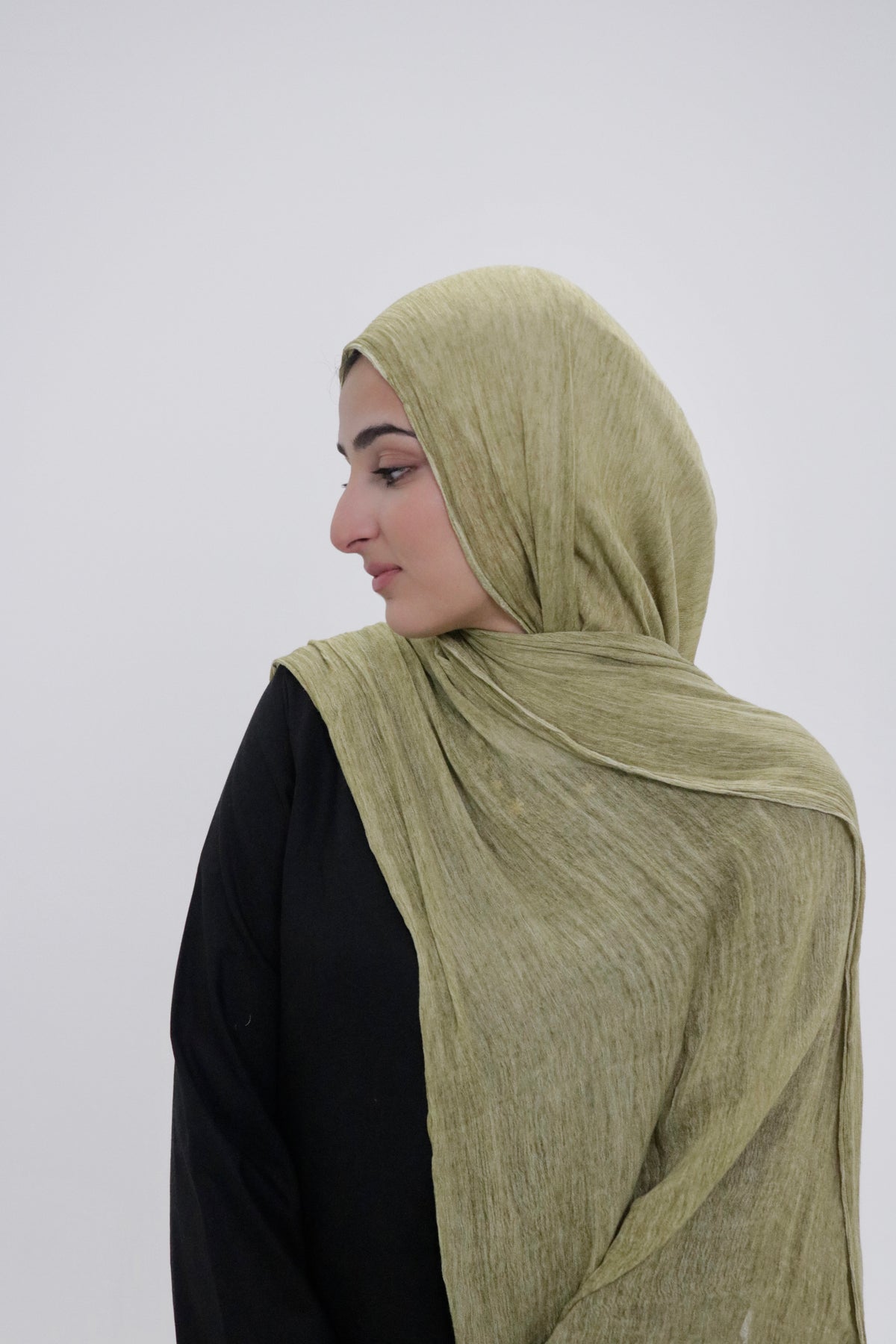 Pistachio green modal crinkle hijab – Zahriya