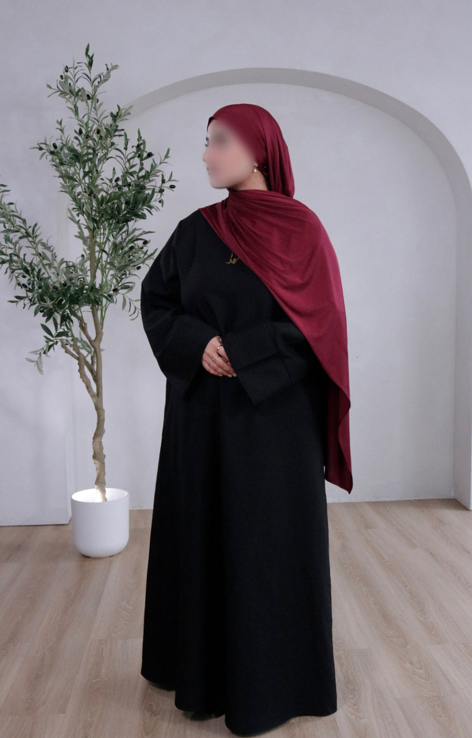 Burgundy liquid jersey hijab – Zahriya
