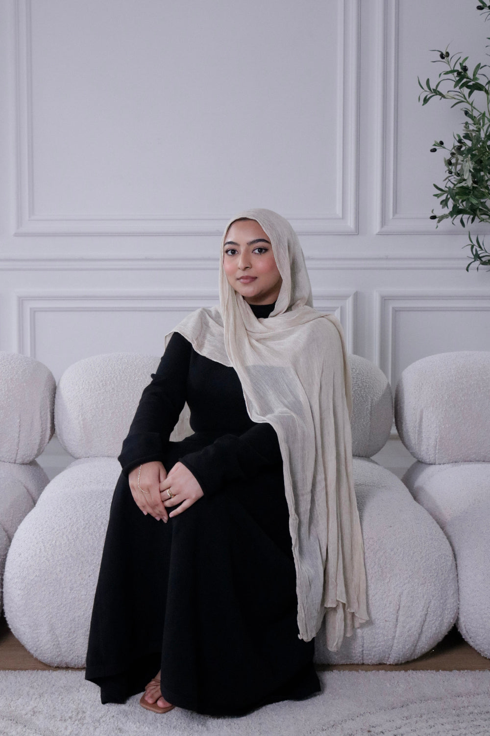 Oat beige modal crinkle hijab – Zahriya