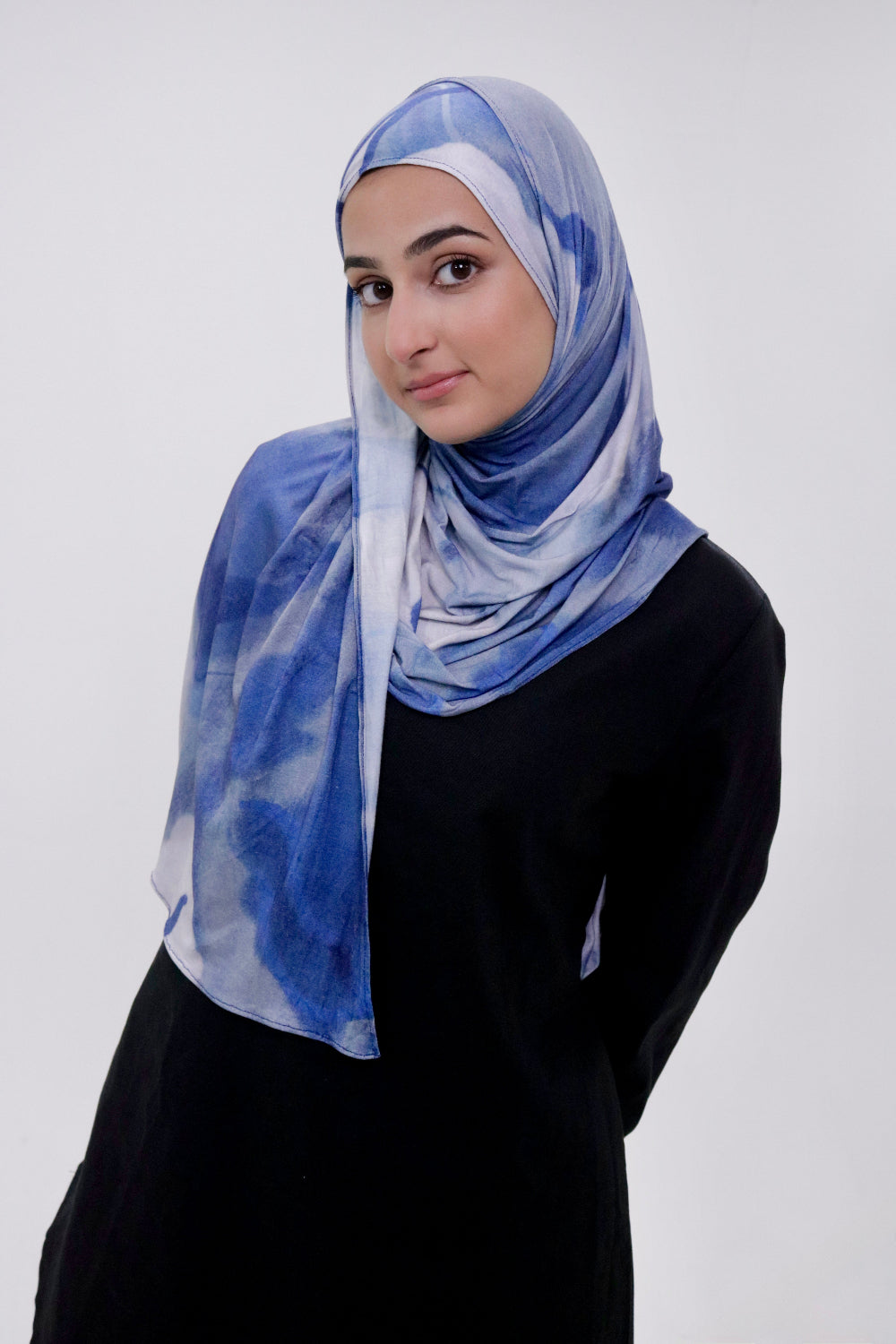 Ocean Marble blue printed jersey hijab – Zahriya