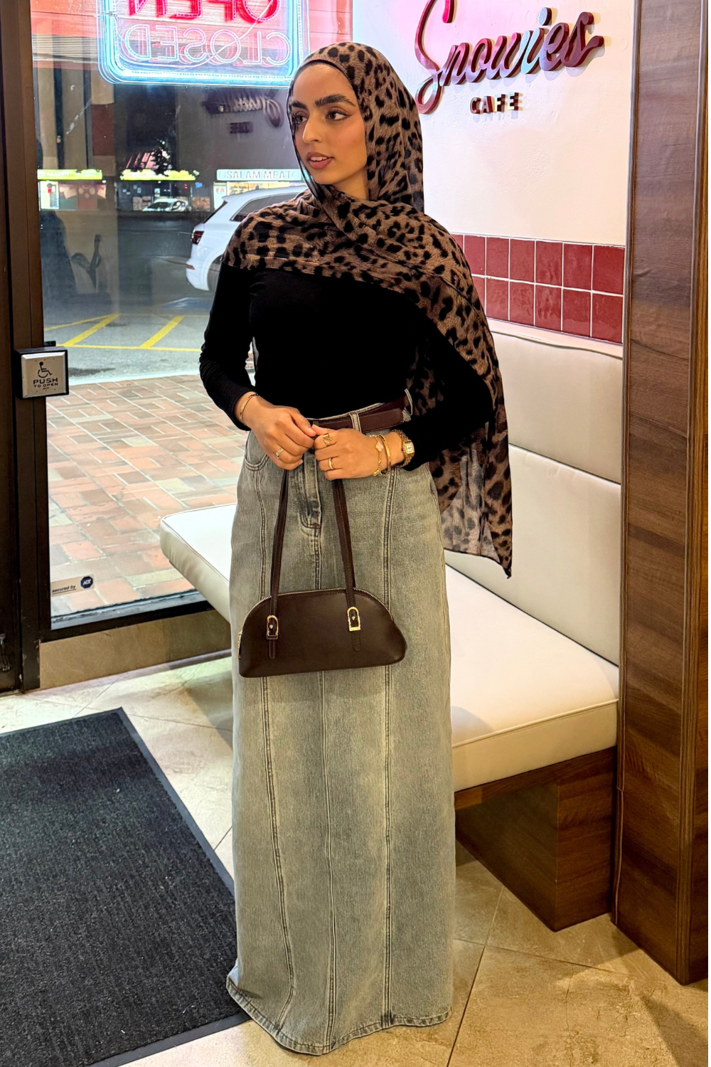 Light wash denim A-line modest skirt – Zahriya