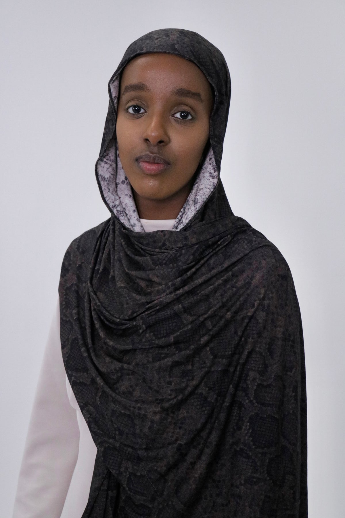 Crocodile print jersey hijab – Zahriya
