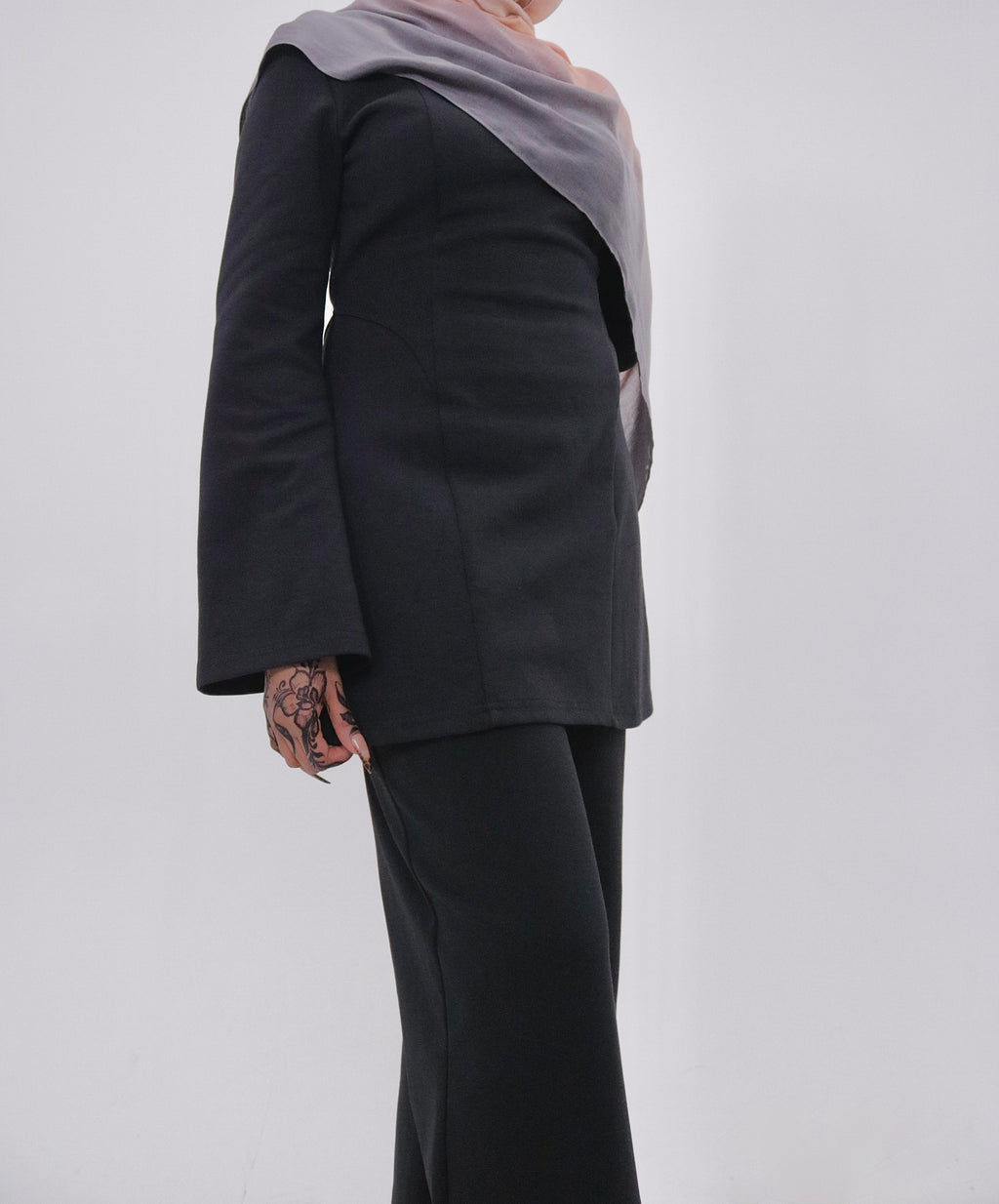 Amara comfort top-Black